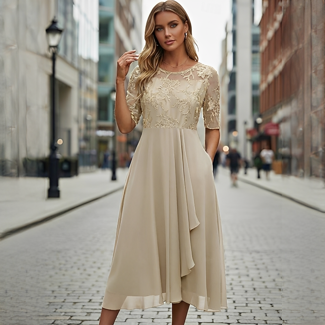 Victoria - Stylish Lace Patterned Dress