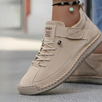 Nellie - Relaxed Stitched Sneakers
