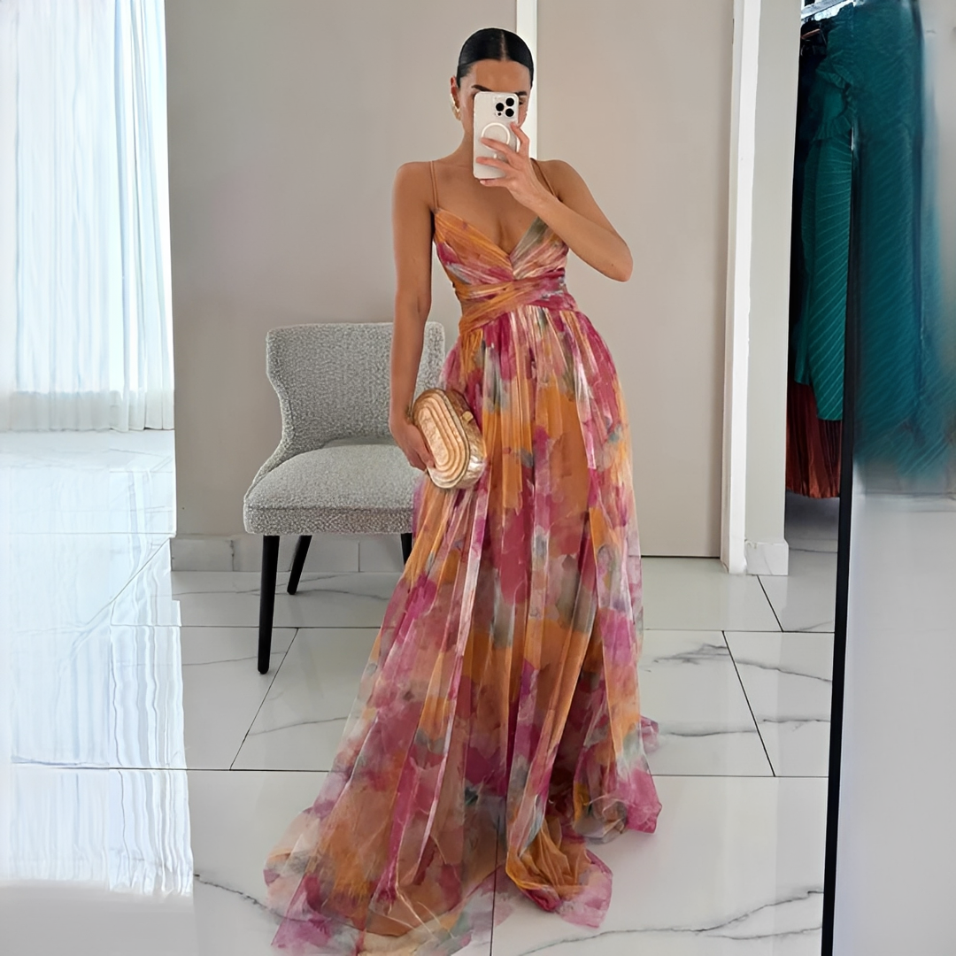 Lucinda - Elegant and Flowing Maxi Dress