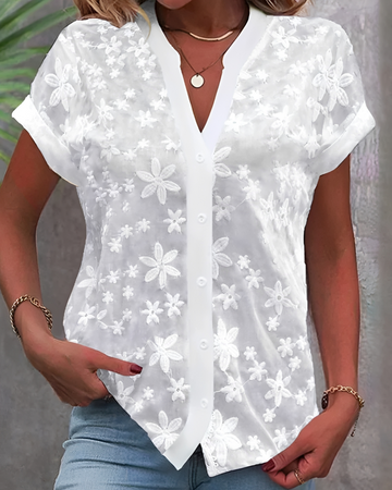 Delaney - Stylish Button-Down Blouse