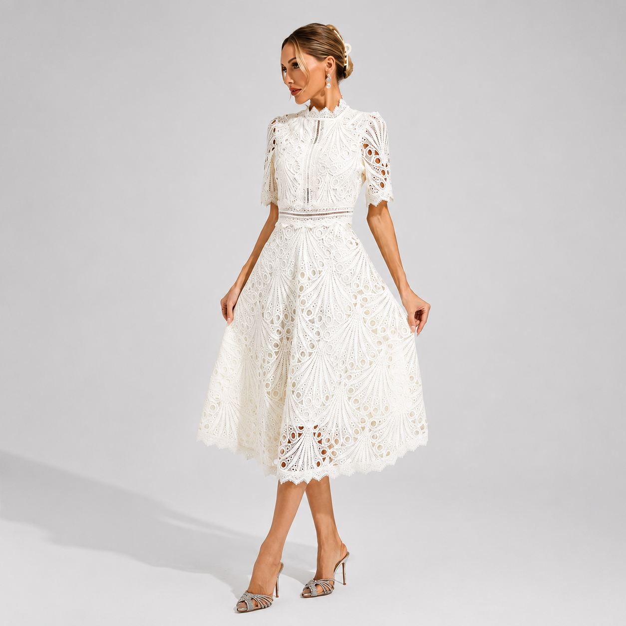 Hallie - Stylish Mid-Length Dress