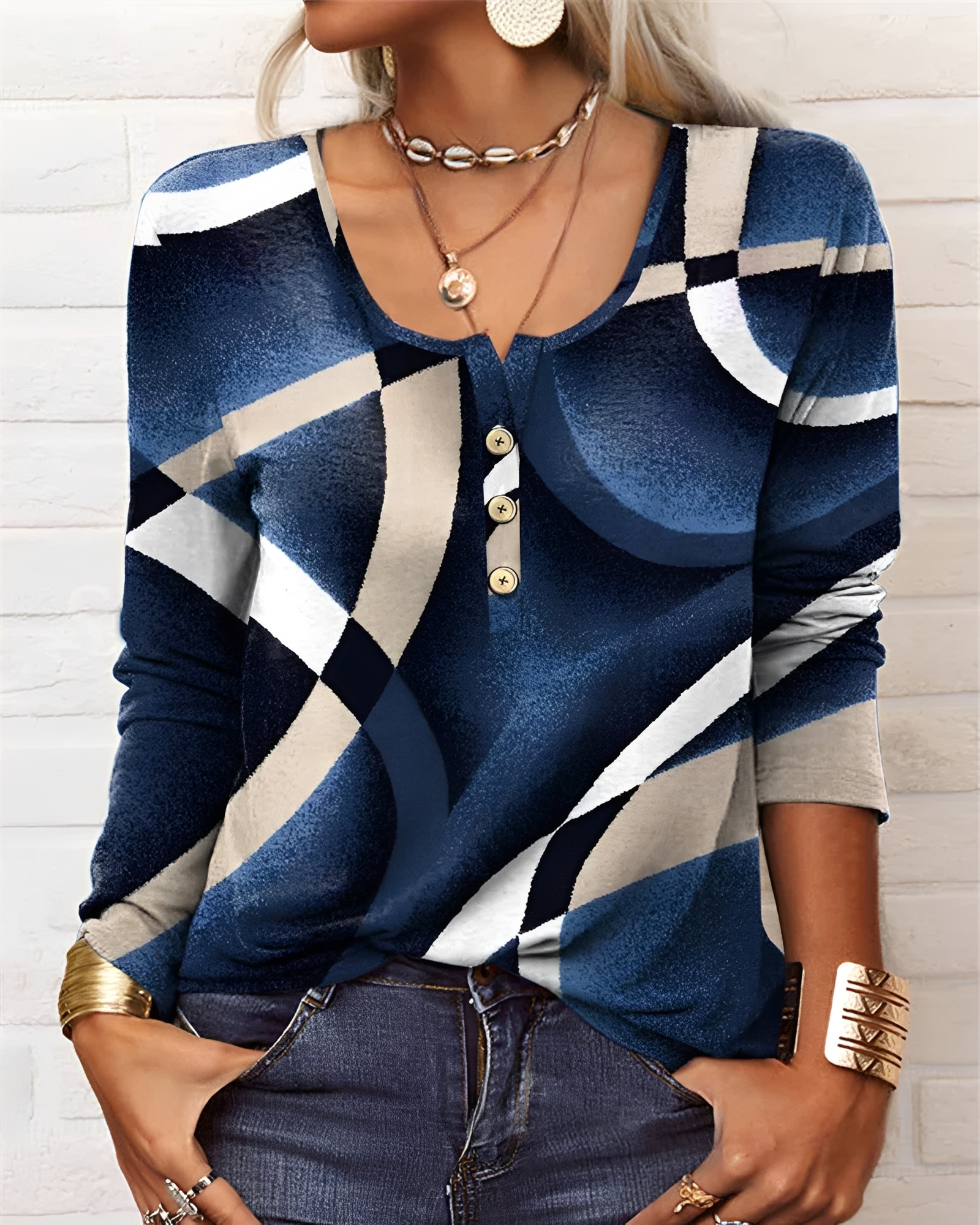 Alejandra - Stylish Partial Button Top
