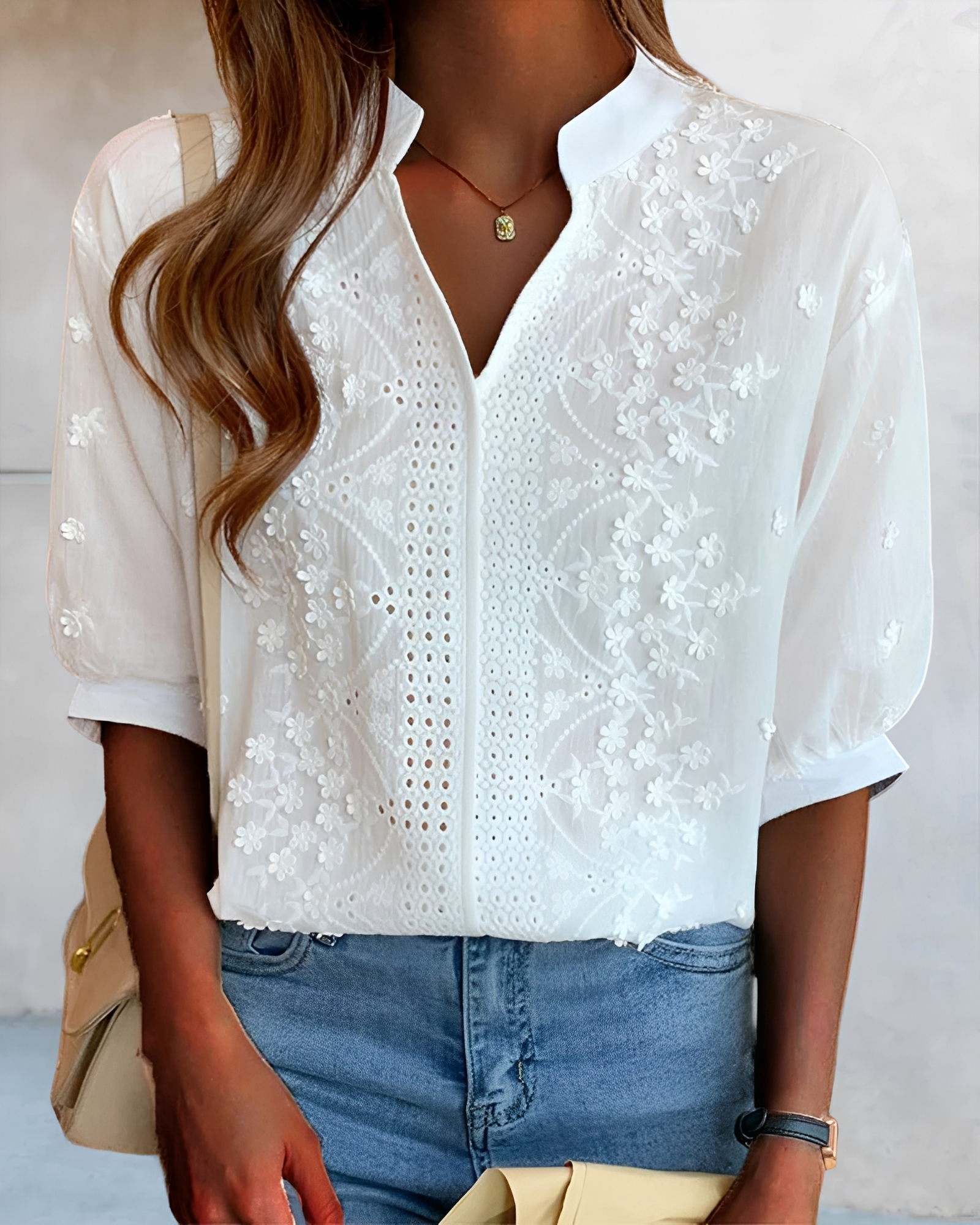Morwenna - Chic V-Neck Top