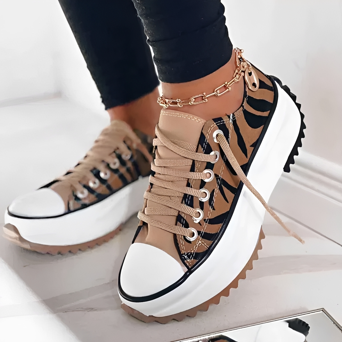 Caitlin - Premium Low-Cut Shoes