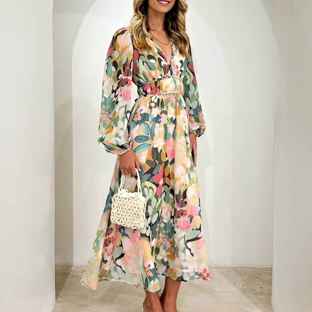 Kiara - Elegant Flowing Dress with Long Sleeves
