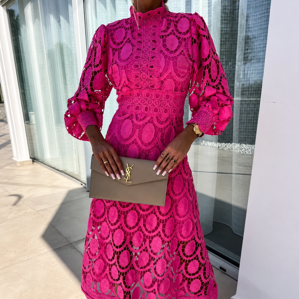 Daleyza - Fashionable and Chic Midi Dress