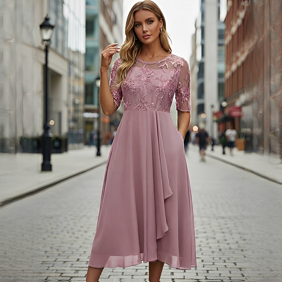 Victoria - Stylish Lace Patterned Dress