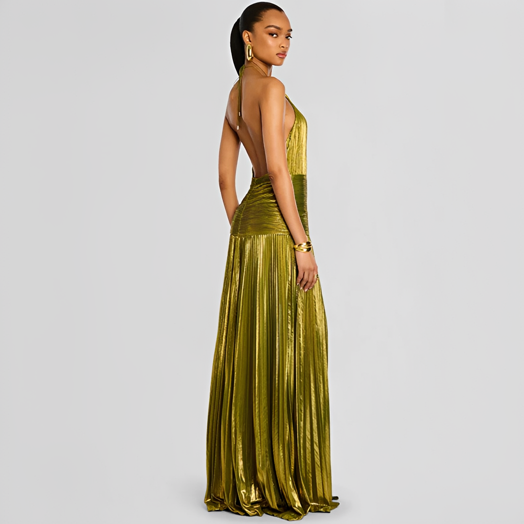 Naira - Elegant Dress with Pleats and Slit