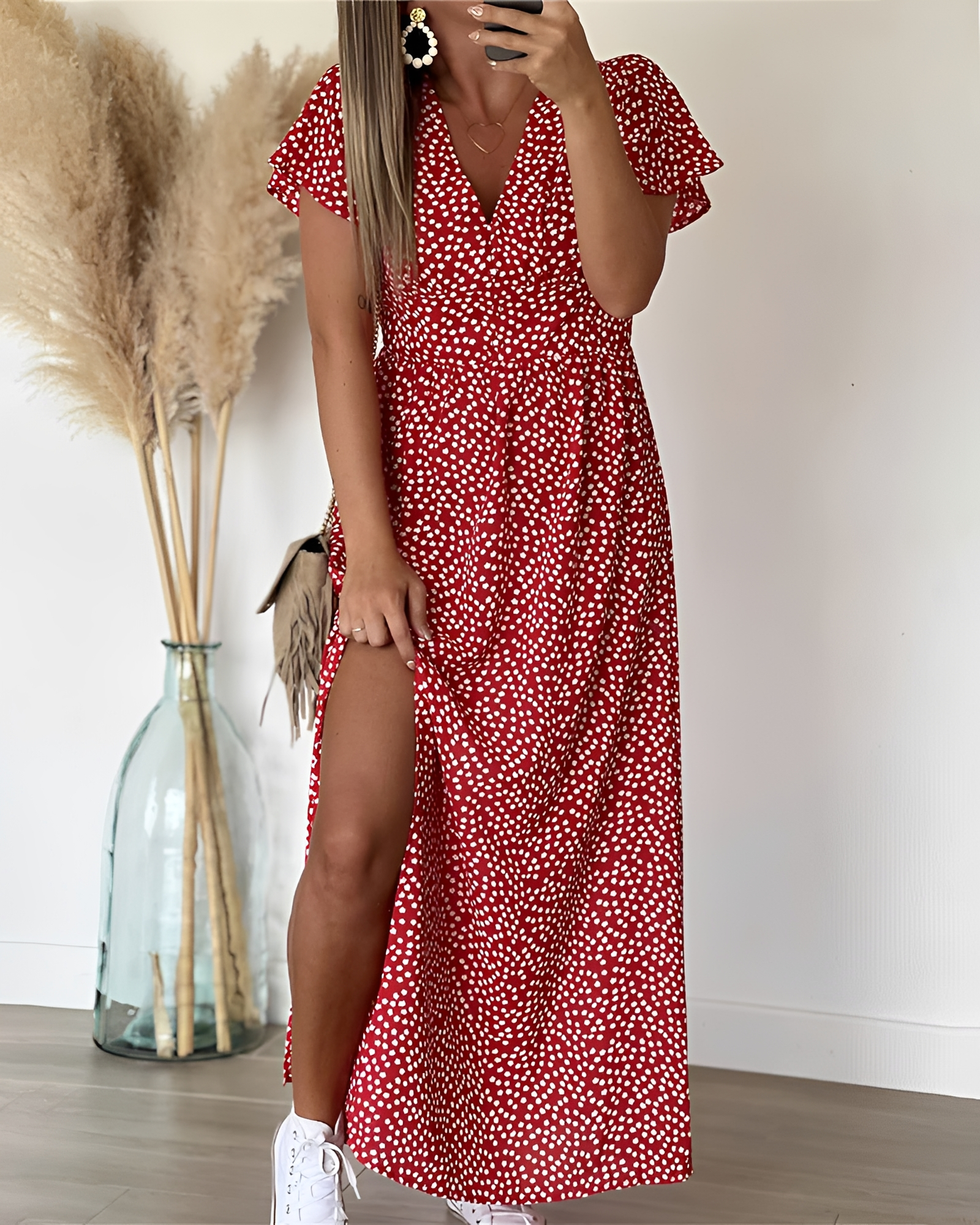 Marion - Trendy V-Neck and Slit Dress