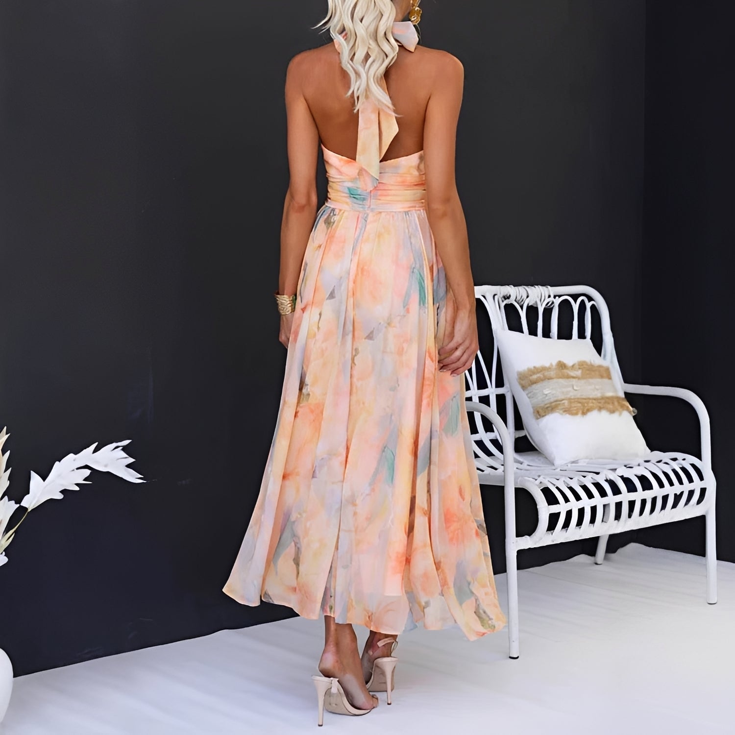Velma - Sleeveless Open-Back Dress Style