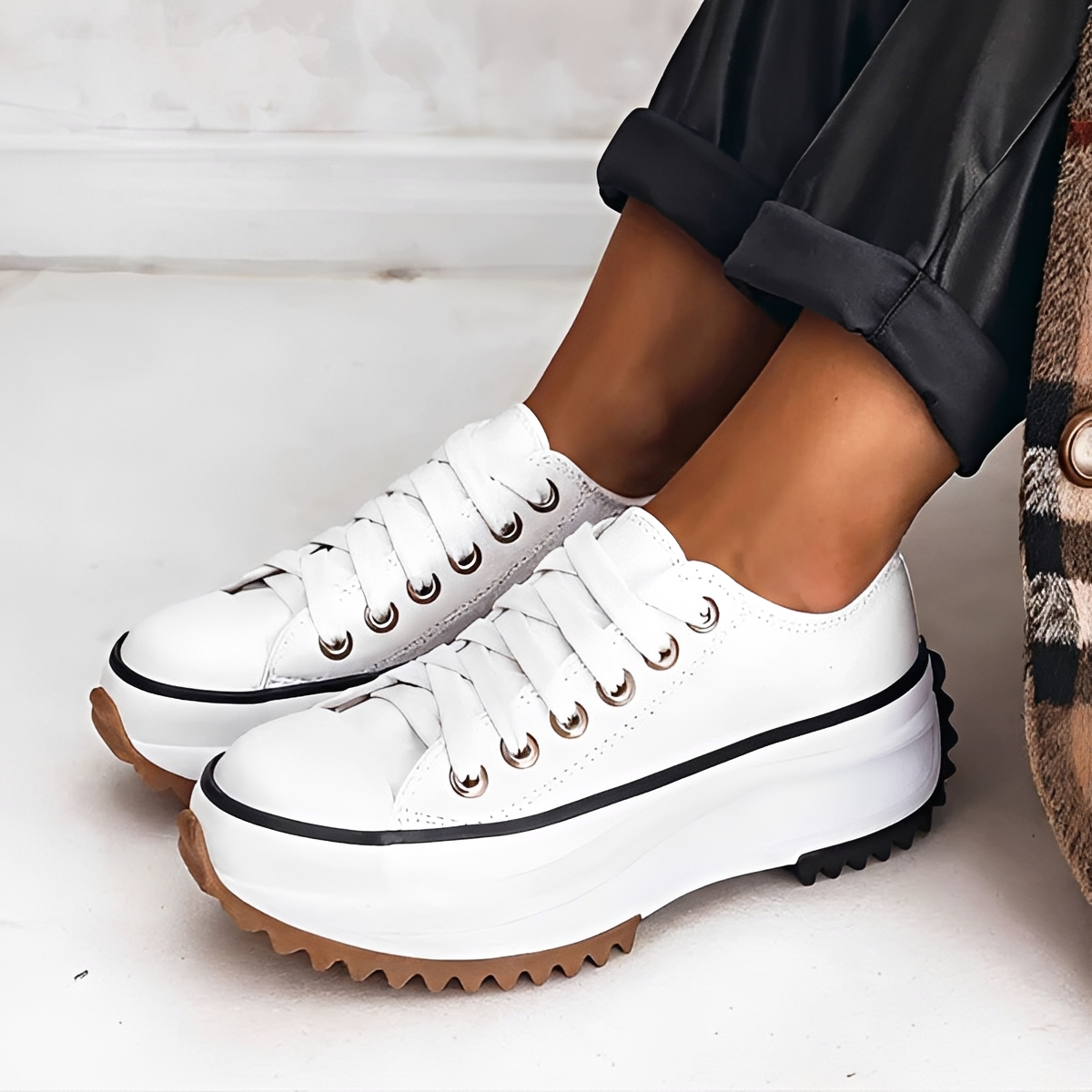 Caitlin - Premium Low-Cut Shoes