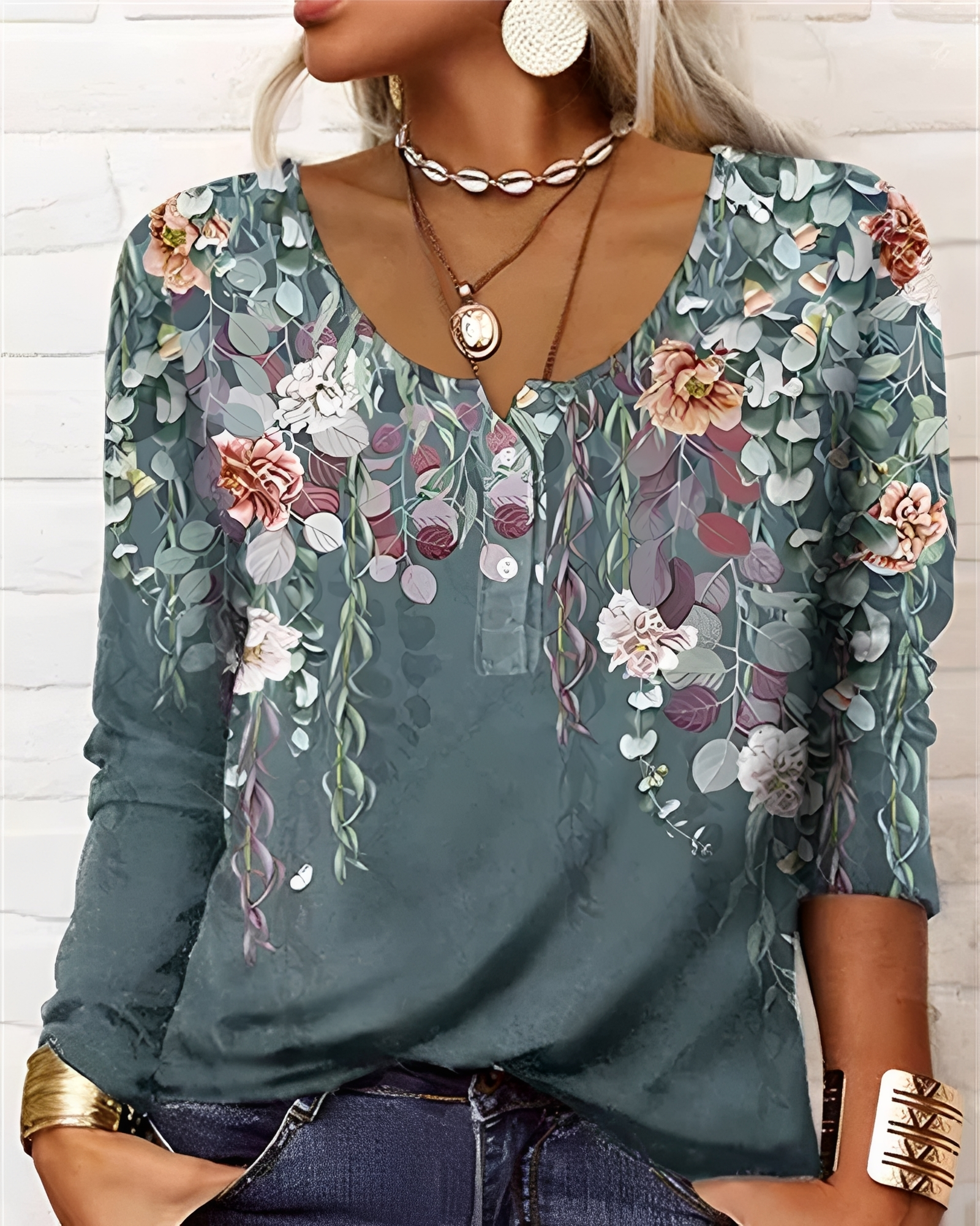 Alejandra - Stylish Partial Button Top