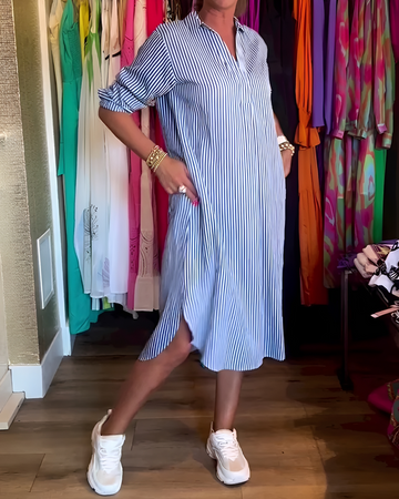 Célia - Simple V-Neck Dress With Collar