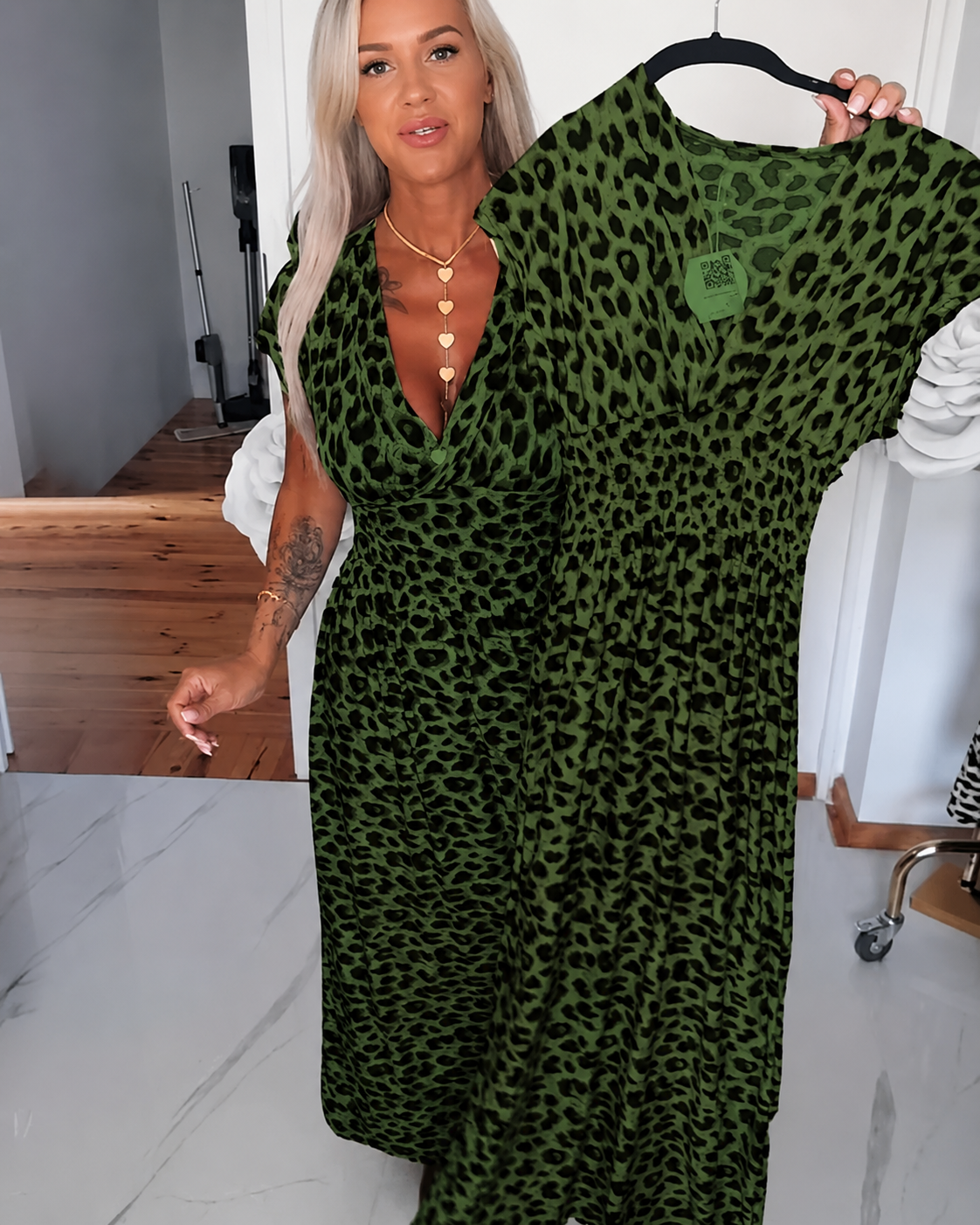 Dyshelle - Fashionable V-Neck Bohemian Dress