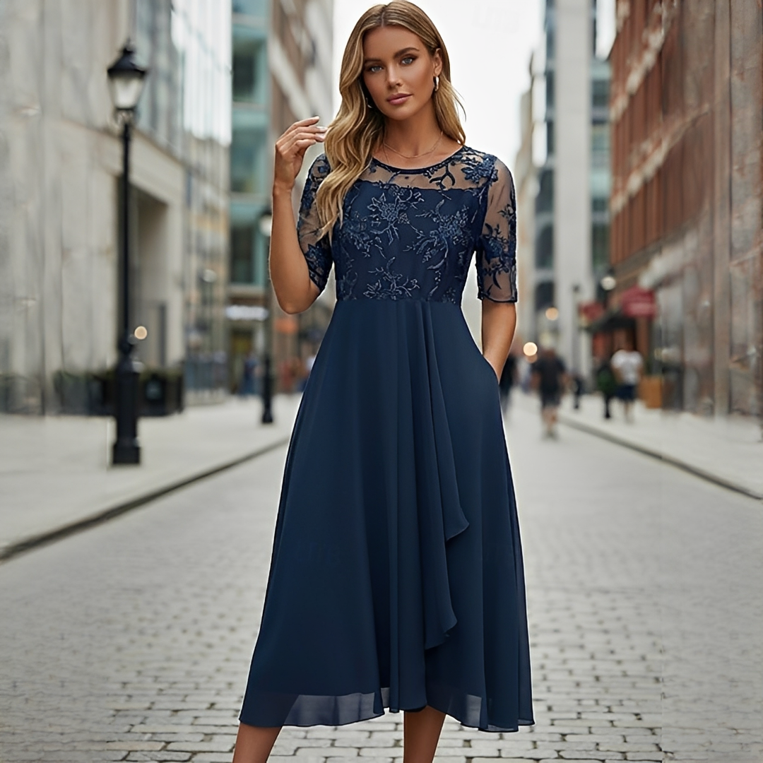 Victoria - Stylish Lace Patterned Dress