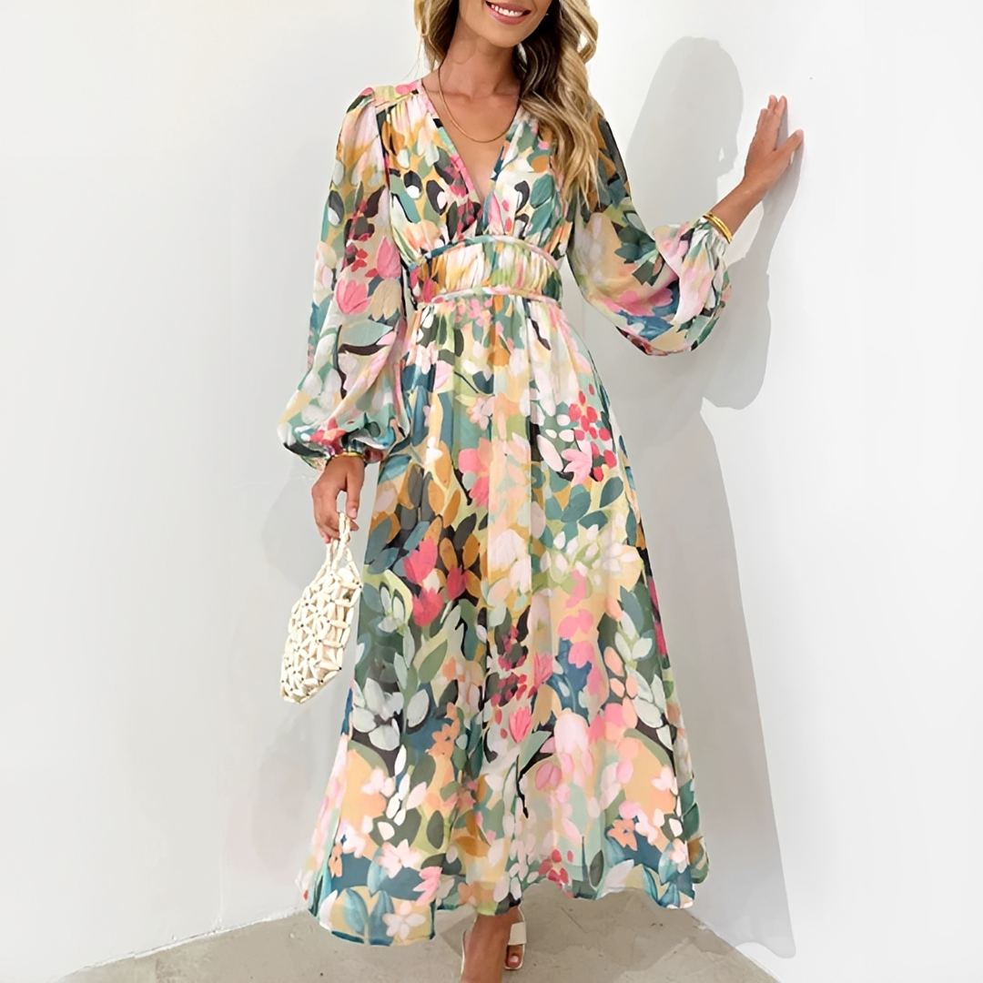 Kiara - Elegant Flowing Dress with Long Sleeves