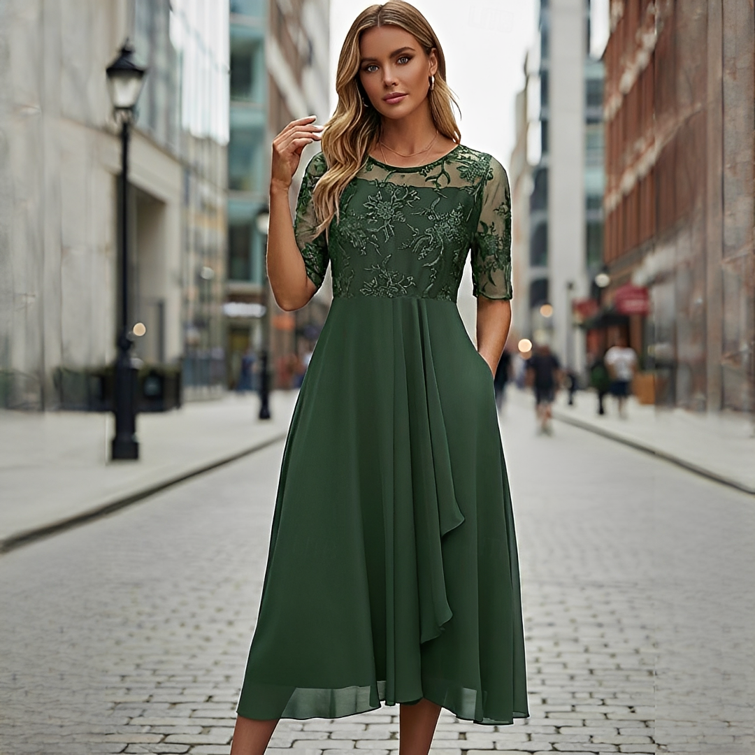 Victoria - Stylish Lace Patterned Dress
