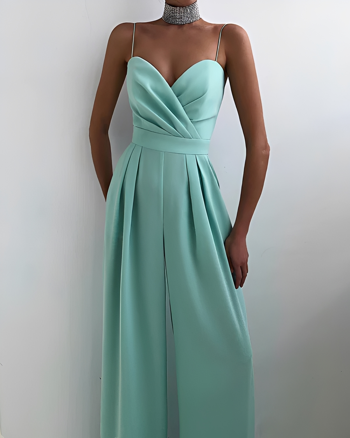 Rebecca - Stylish and Sophisticated Jumpsuit