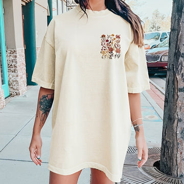 Thea - Trendy T-shirt with Floral Pattern