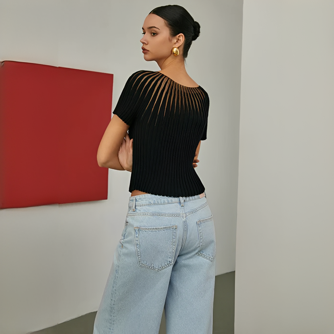 Selena - Elegant Short Sleeve Top