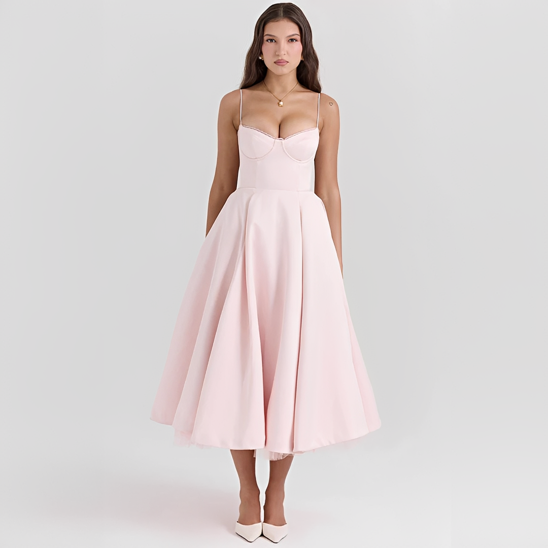 Zendaya - Elegant Double Layer Dress