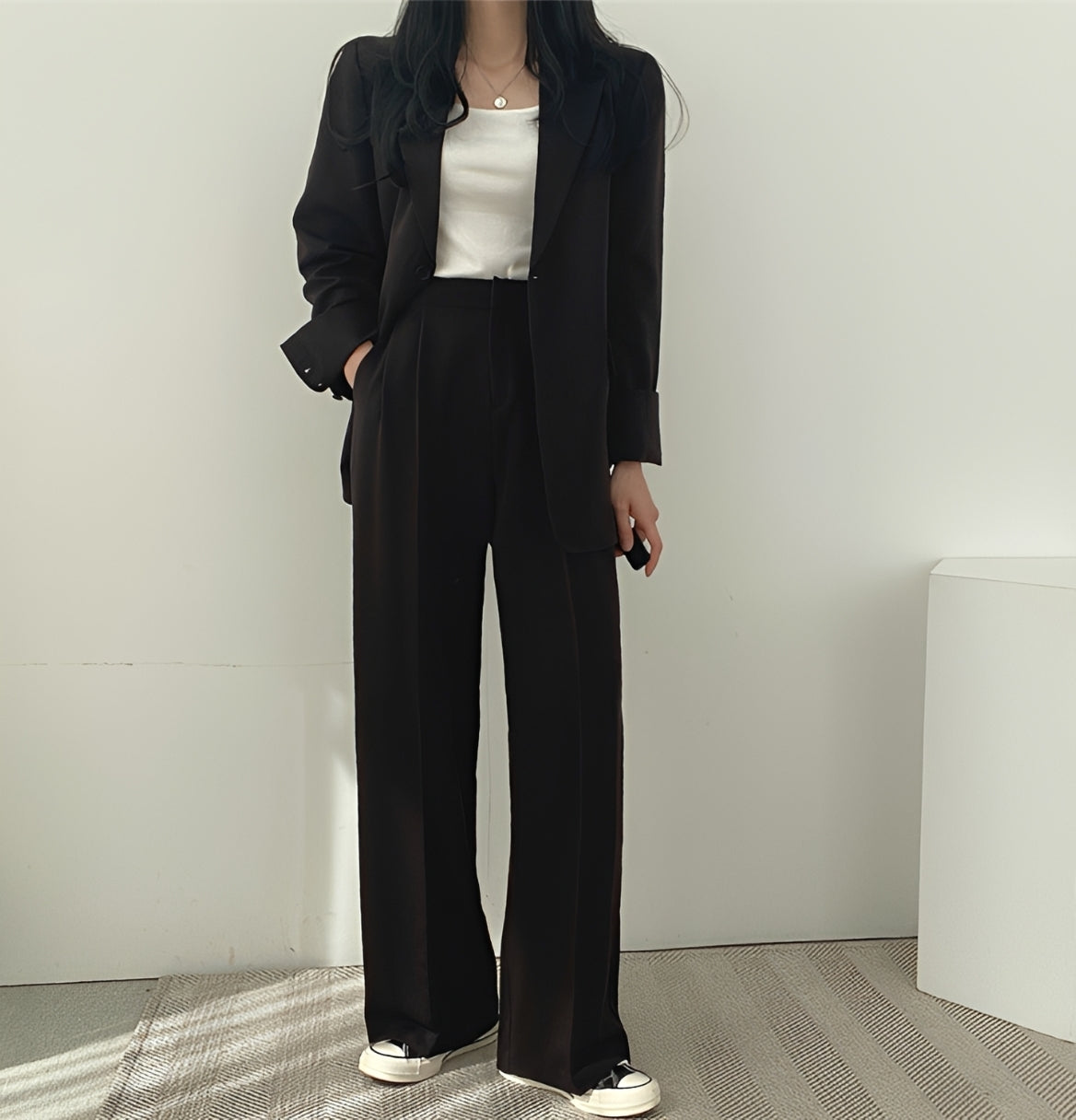 Camilla - Modern Everyday Suit