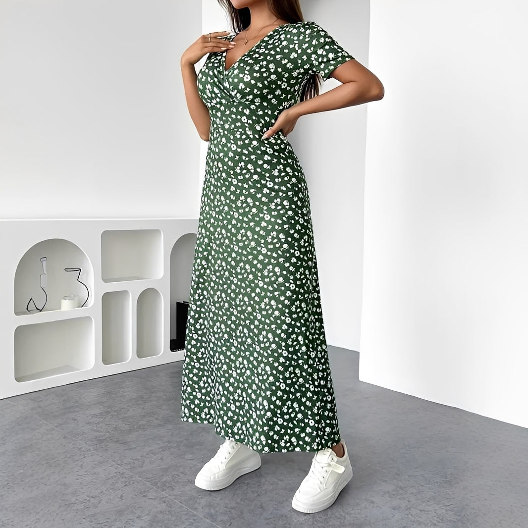 Reggie - Fashionable Floral Maxi Dress
