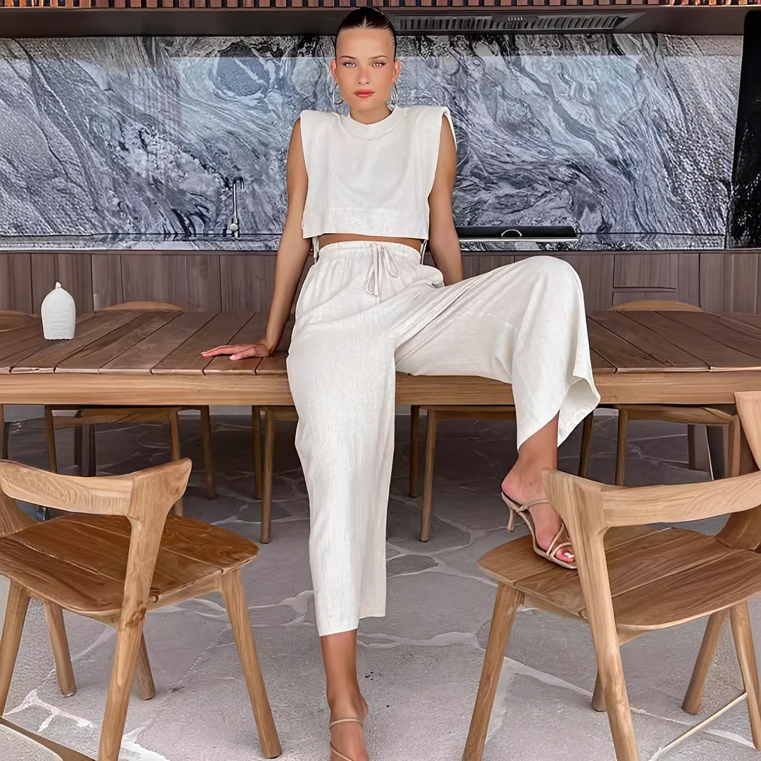 Meavel - Trendy wide-leg pants and top ensemble