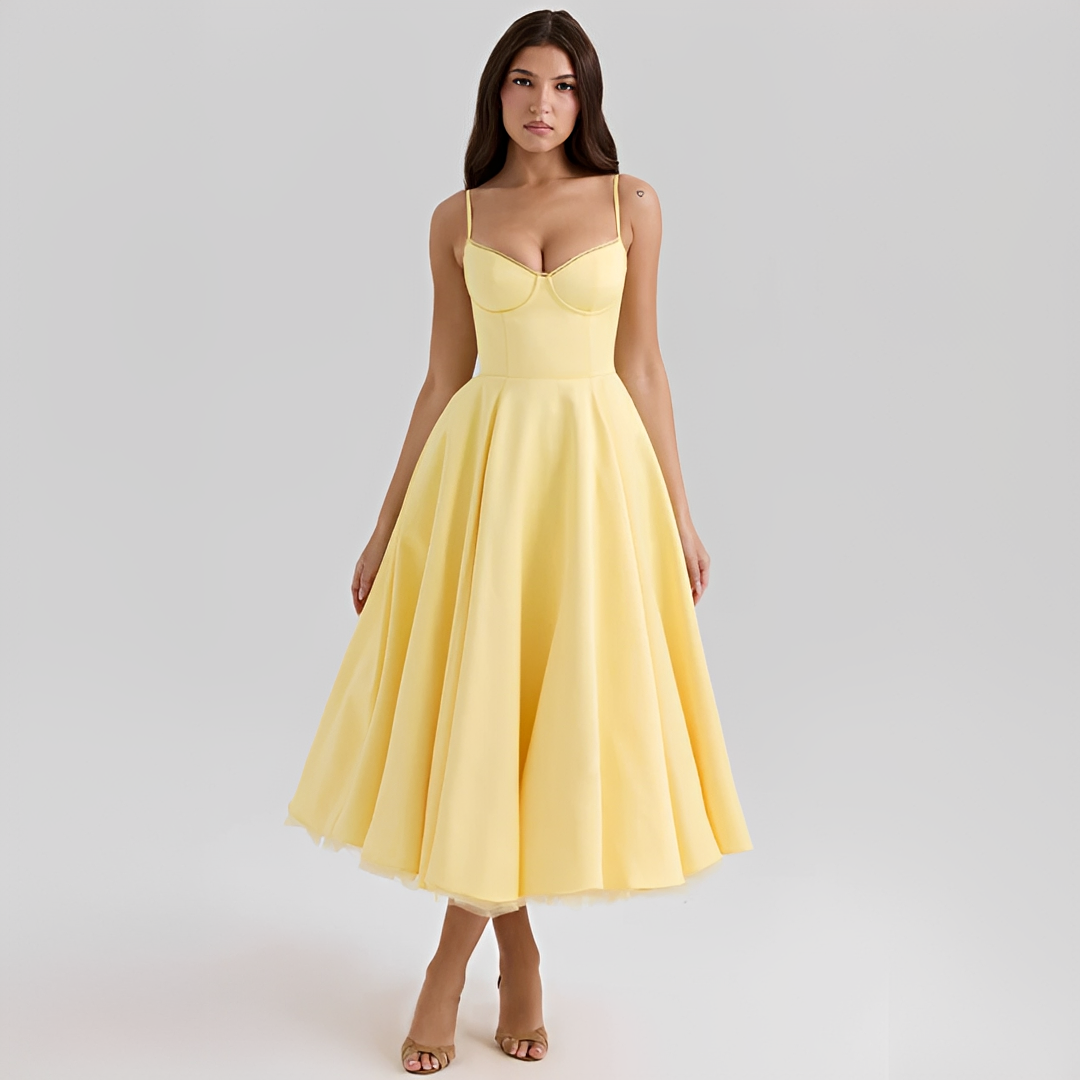 Zendaya - Elegant Double Layer Dress