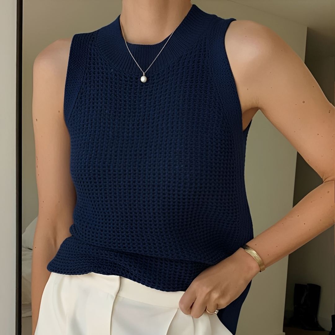 Carmilla - Stylish sleeveless tops