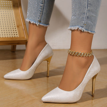 Frances - Sophisticated Pumps with Gold Heel