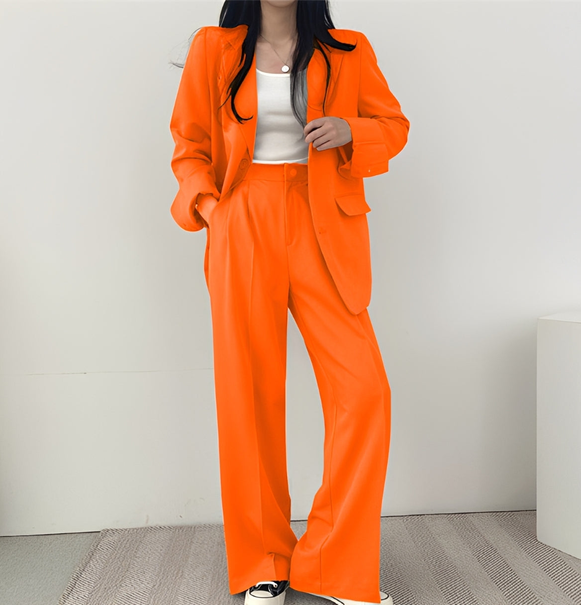 Camilla - Modern Everyday Suit
