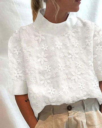 Julia – Stylish lace top for women