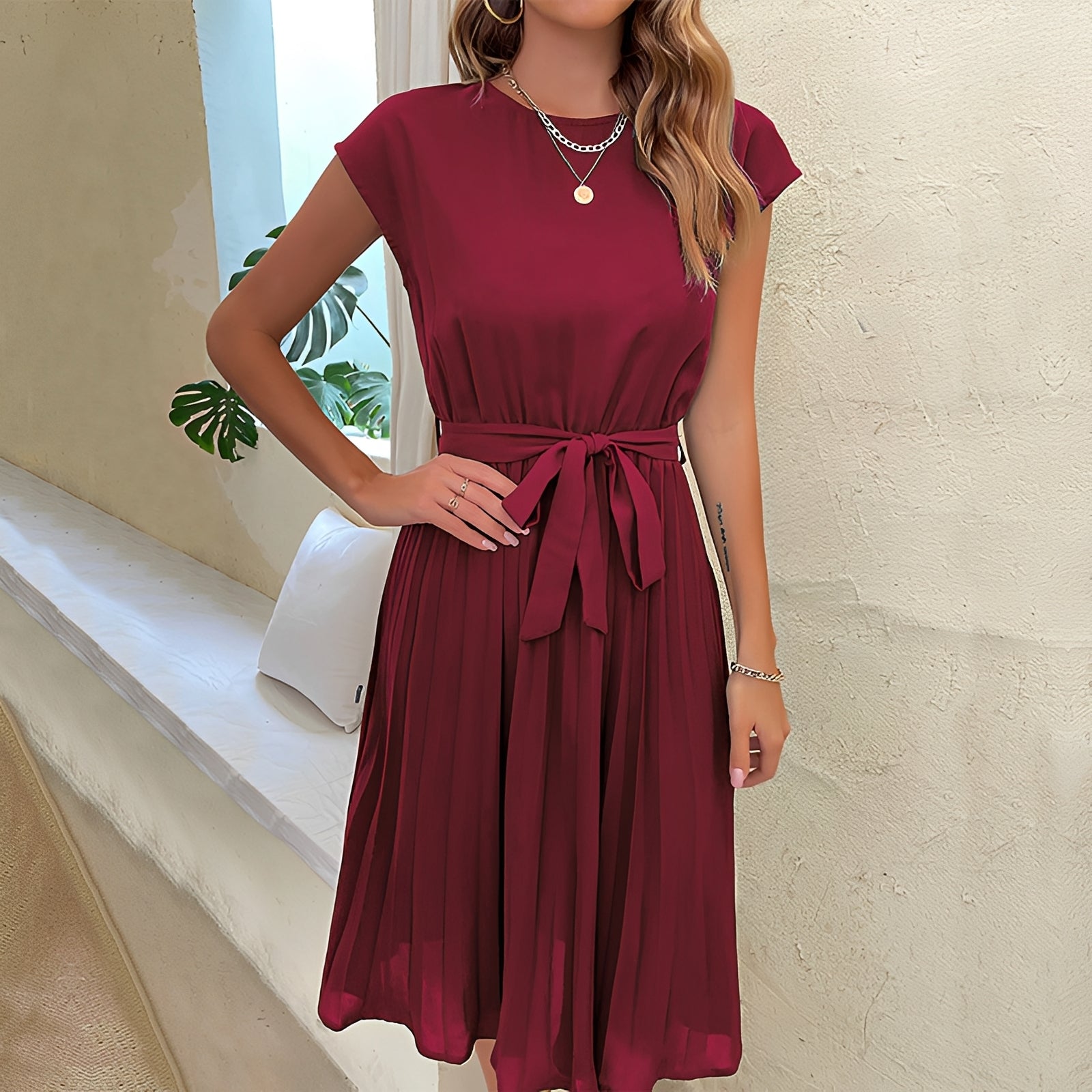 Aimee - Chic Pleated Dress