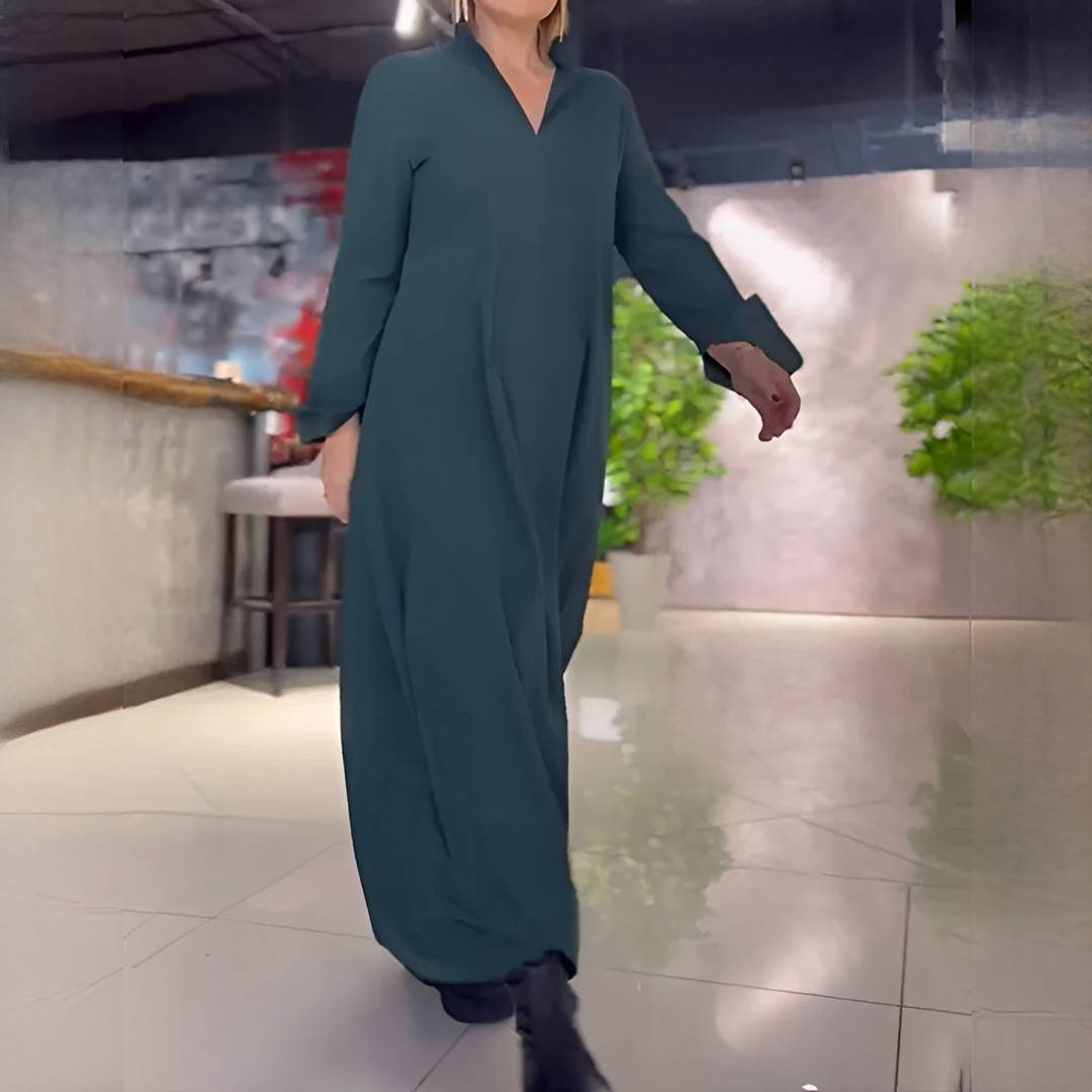 Cassie - Easygoing Dress with Long Sleeves