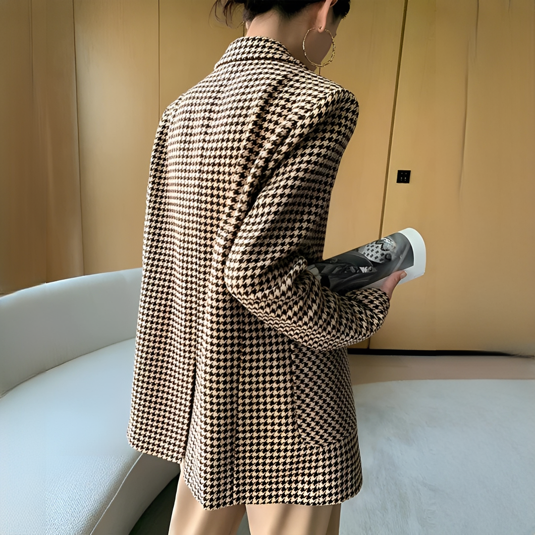 Julianna - Stylish Blazer