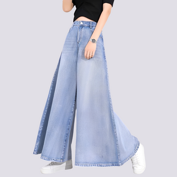 Cassie - Women's stylish wide-leg jeans