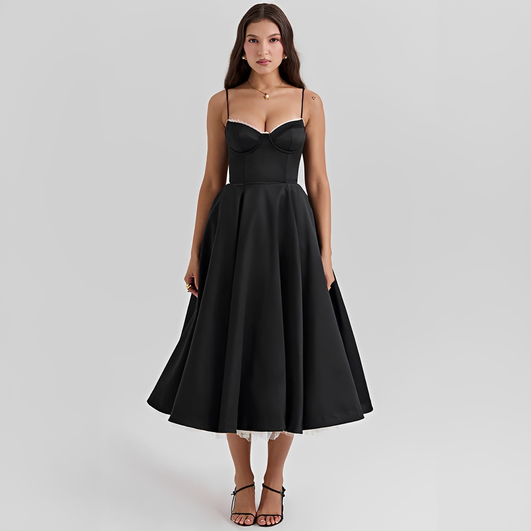Zendaya - Elegant Double Layer Dress