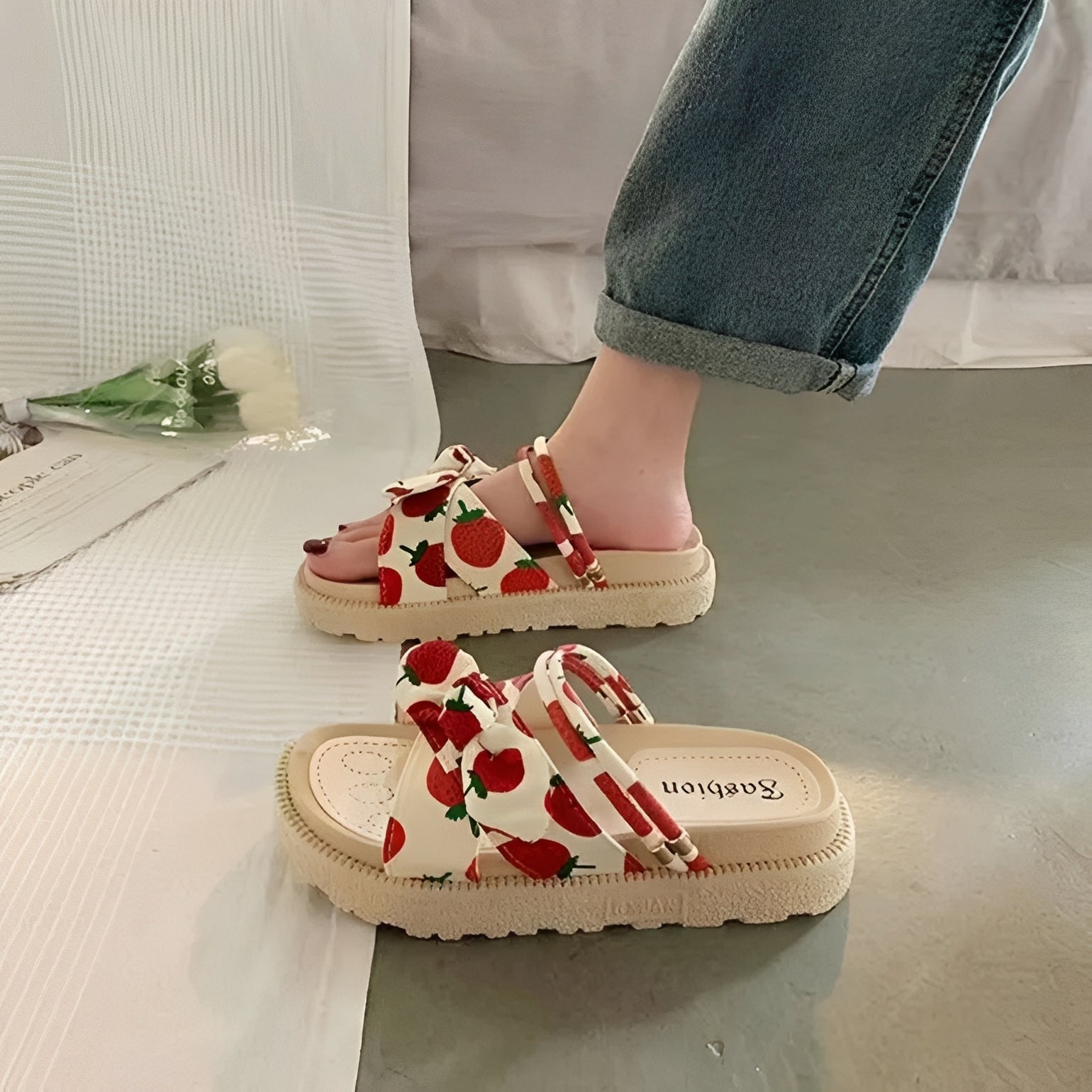 Sammy – Women's sandals – for fashionable strolls