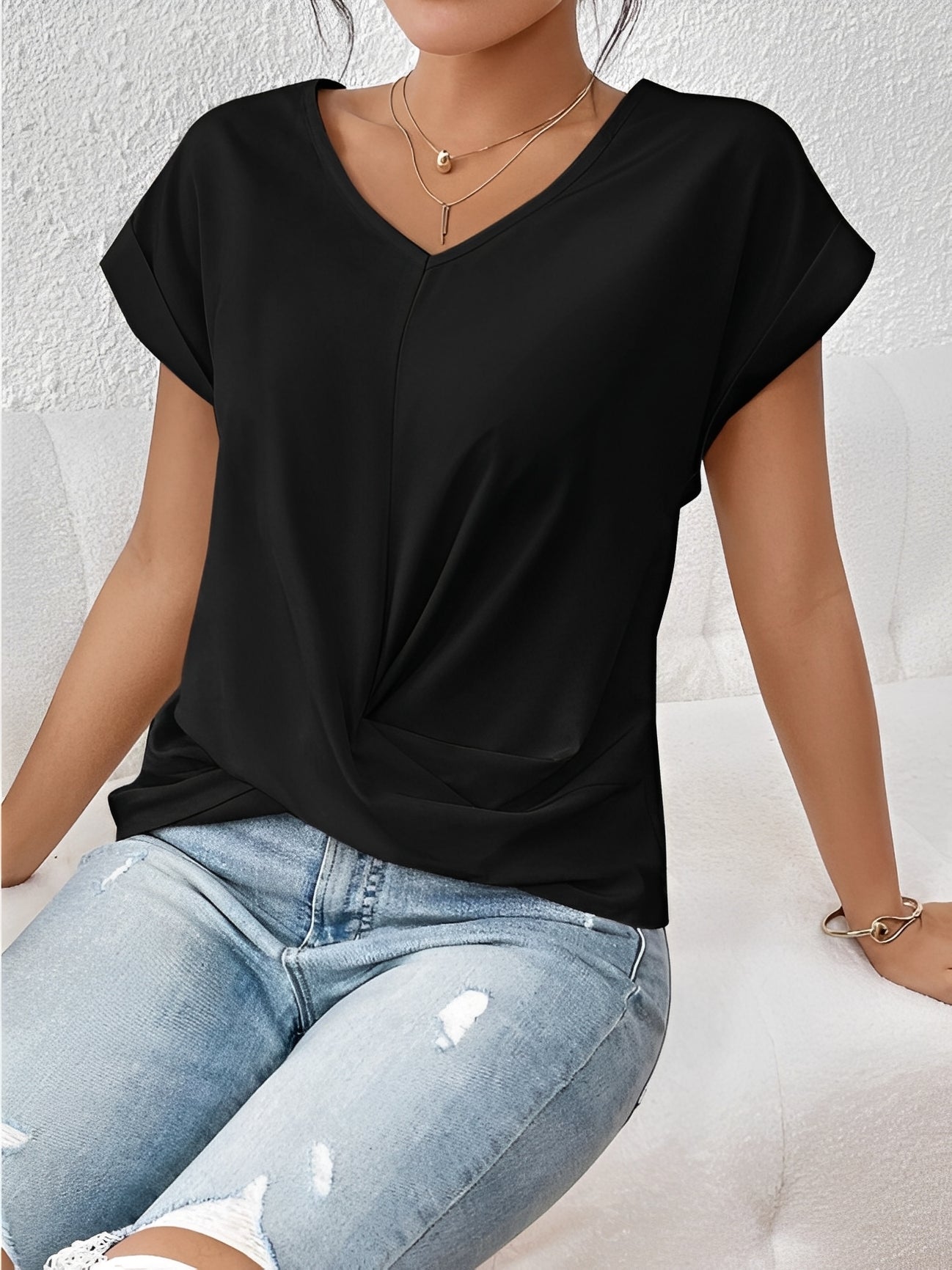 Lucie – Ladies' V-neck shirt – ideal for everyday wear