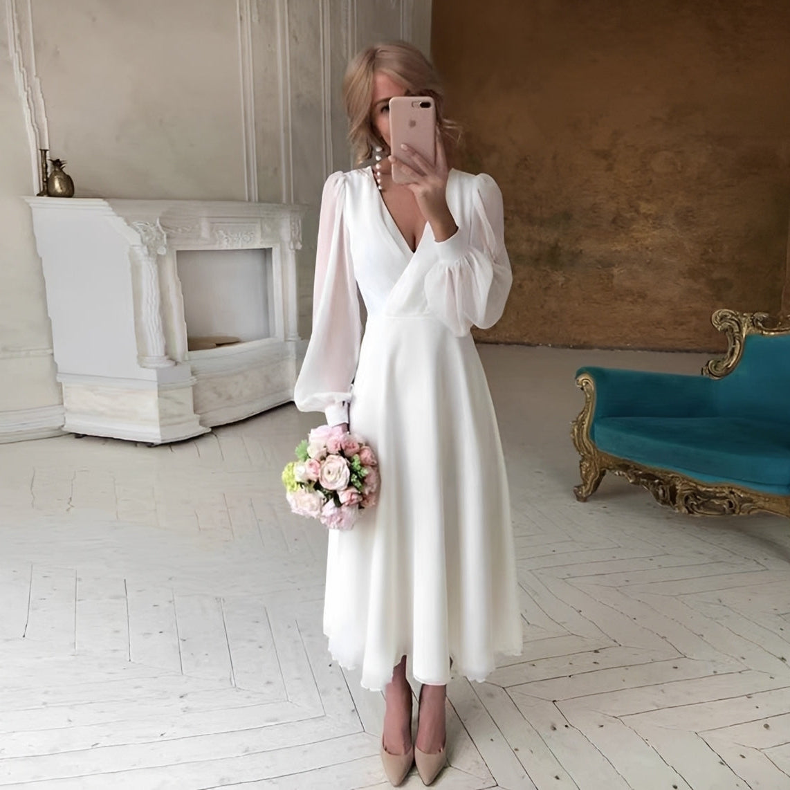Carla - Elegant, fluid long-sleeve dress for women