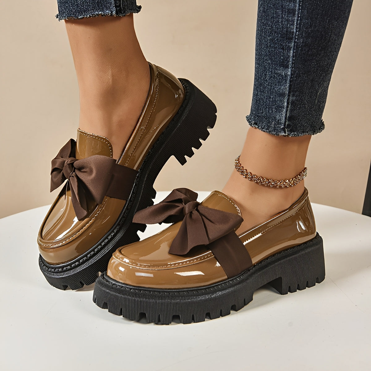 Yasir - Classic Loafers with Bow Detail