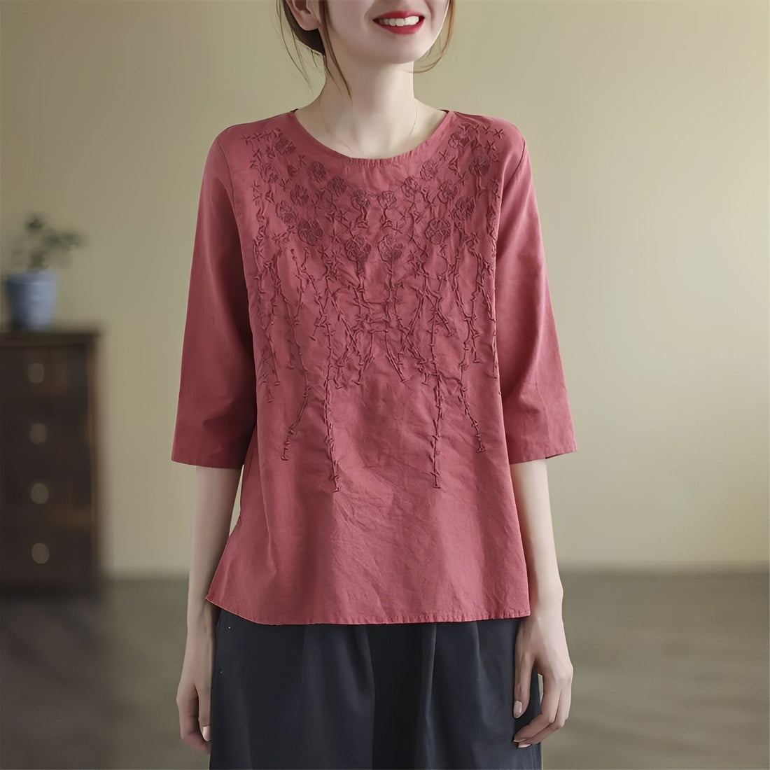 Amelia - Stylish embroidered short-sleeve women's blouses