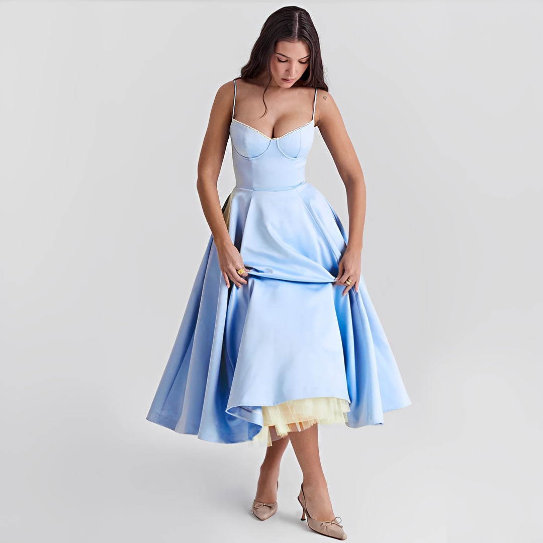 Zendaya - Elegant Double Layer Dress