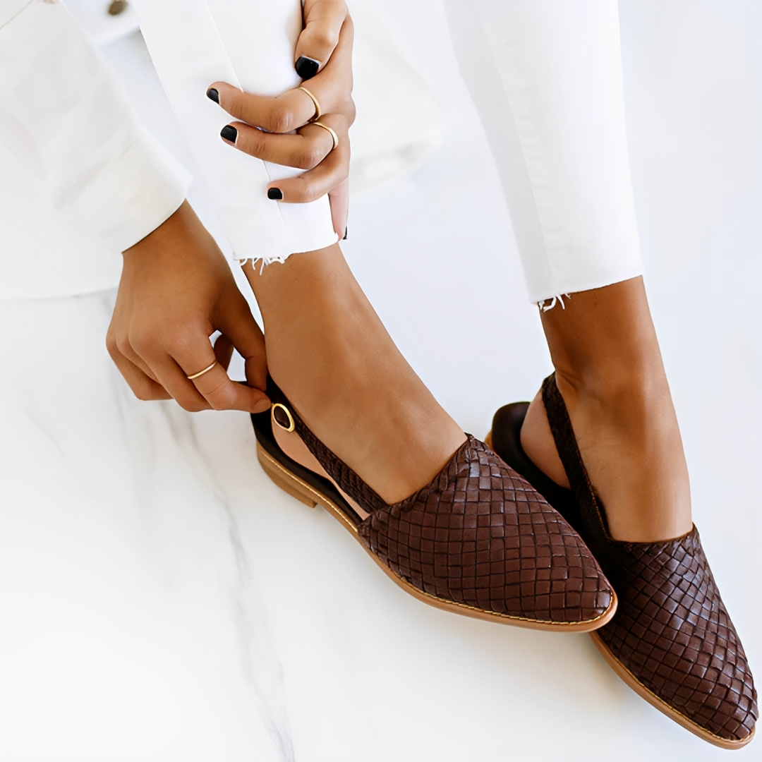 Dana - Timeless Sandals