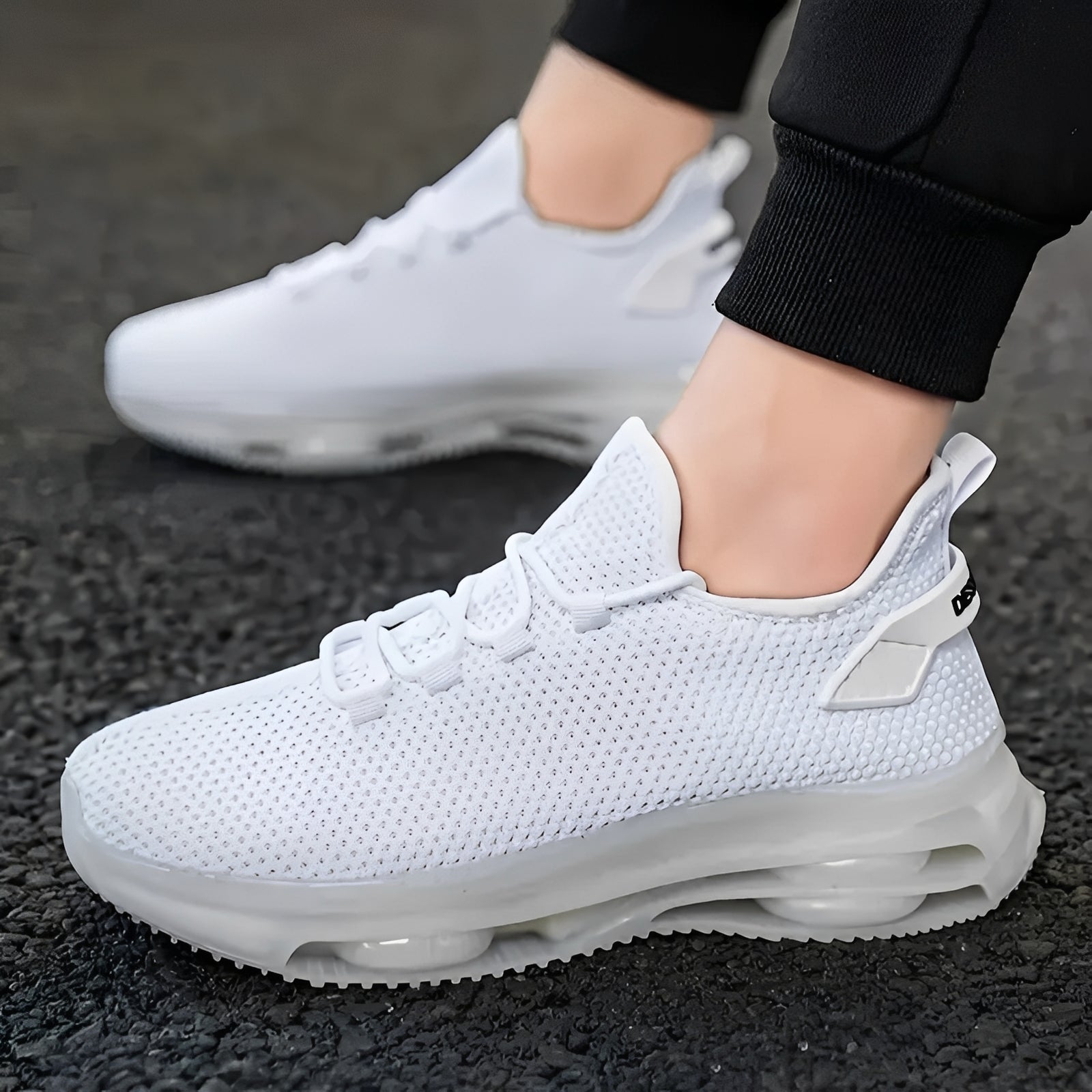 Richie - Lightweight Casual Sneakers
