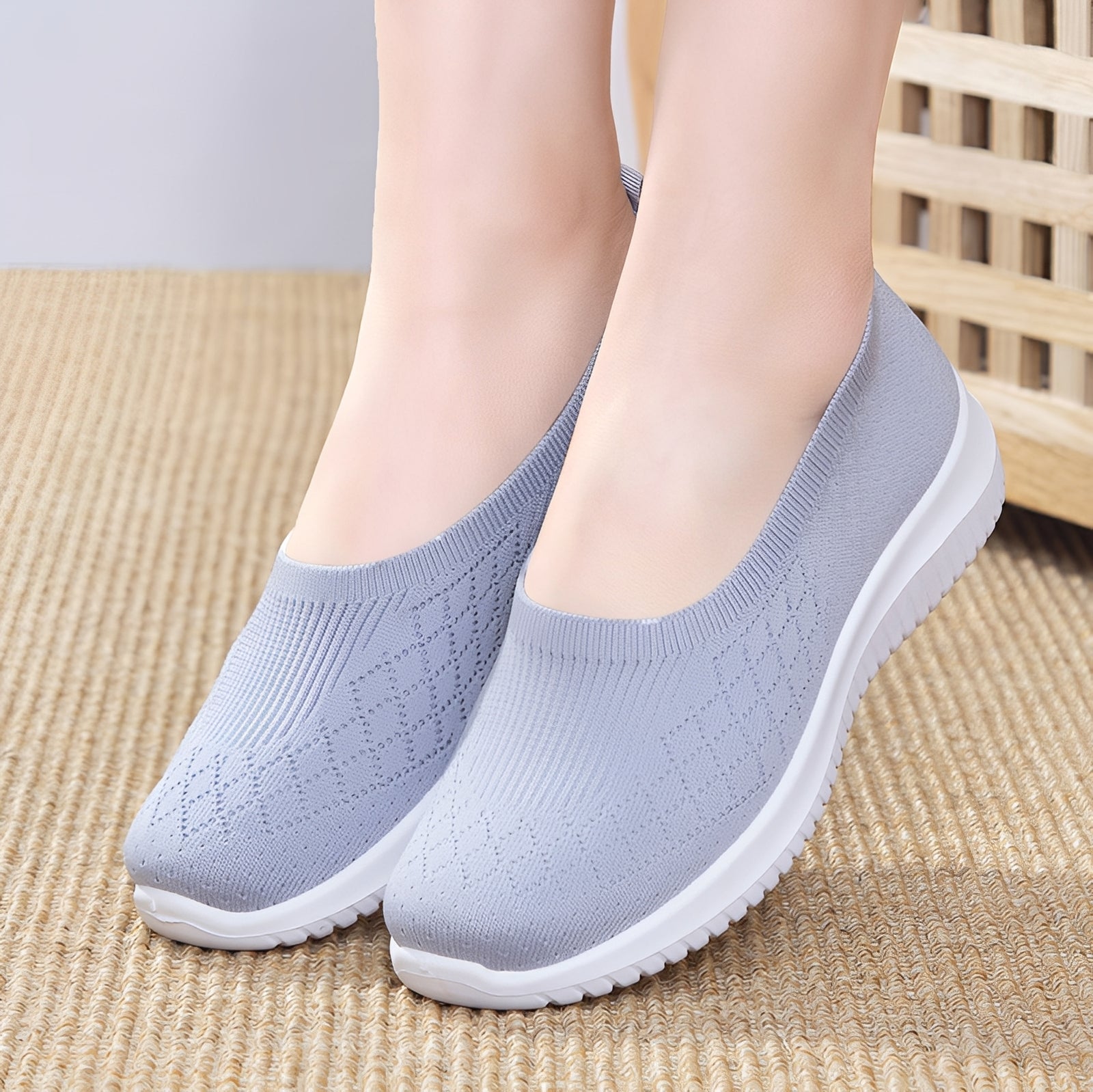 Lucy - Stylish slip-on Footwear