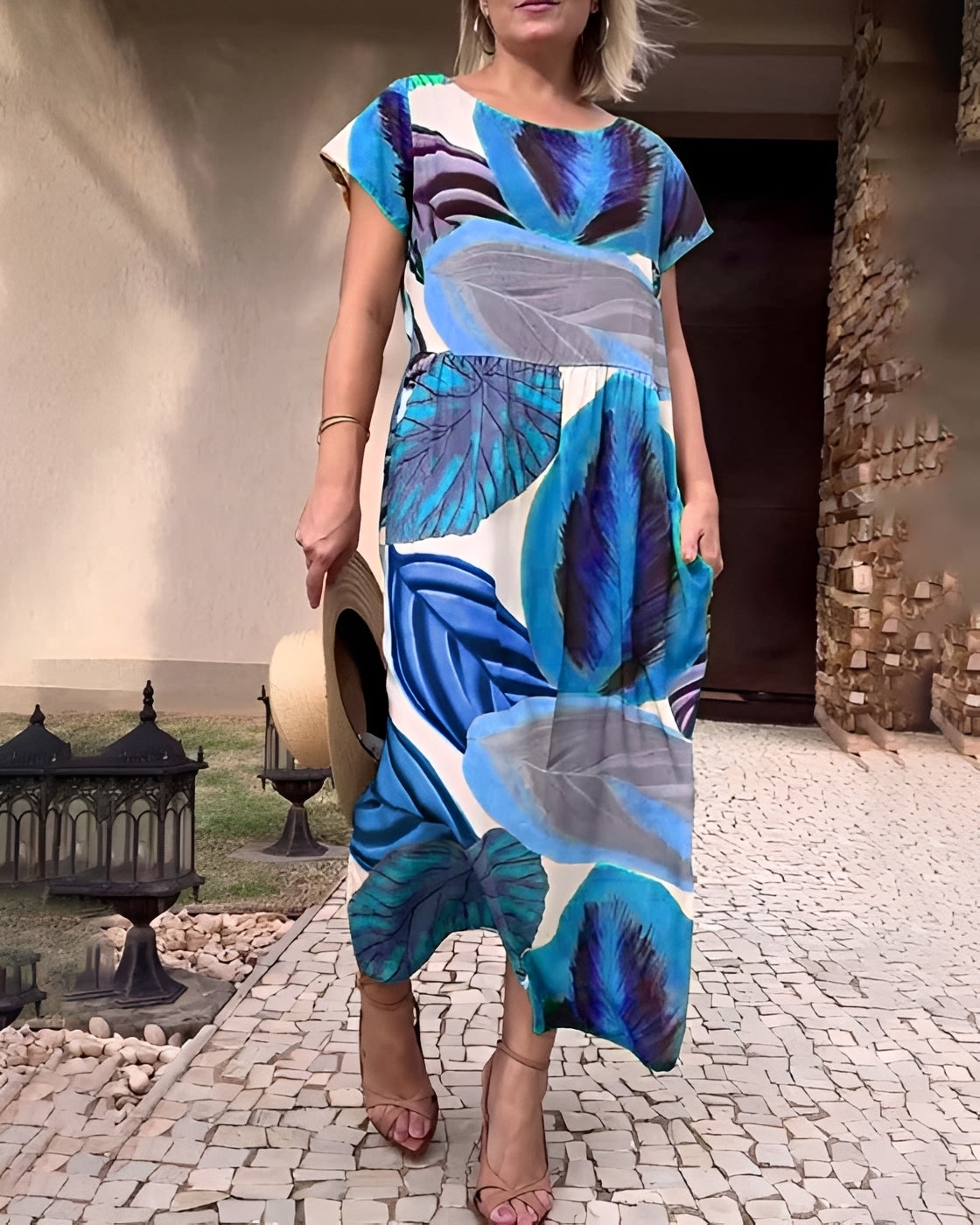 Sami - Stylish Short Sleeve Slit Dress