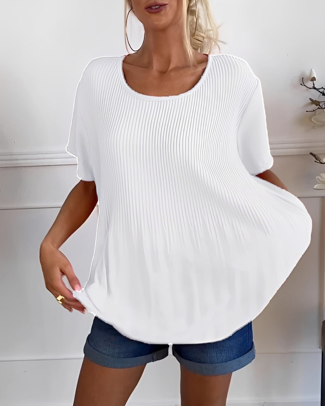Faye - Loose-Fit Top with Pleats