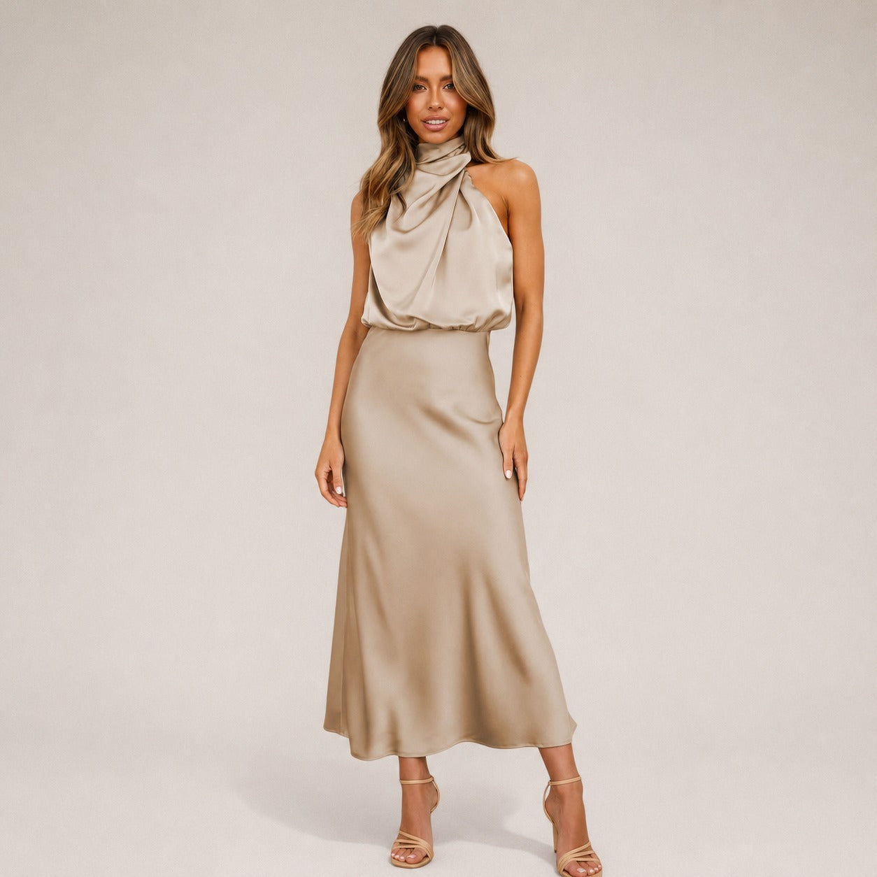 Lillie - Stylish Dress with Halter Neckline